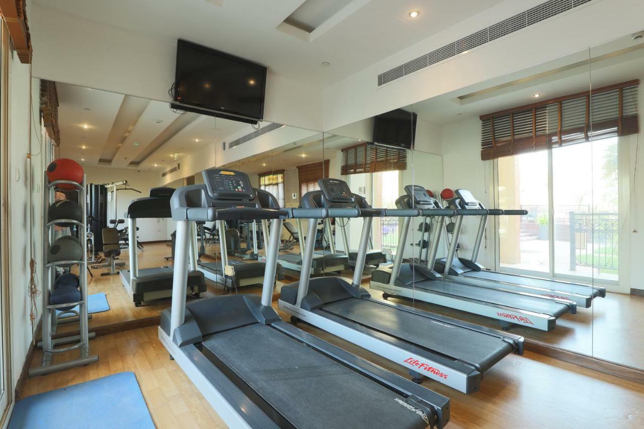 มูคัล สวีท Aparthotel ราสอัลไคมาห์ ภายนอก รูปภาพ